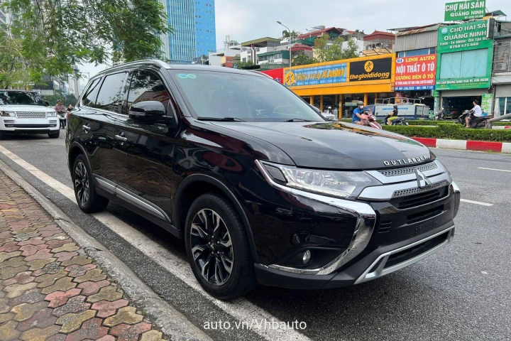 Mitsubishi Outlander 2021