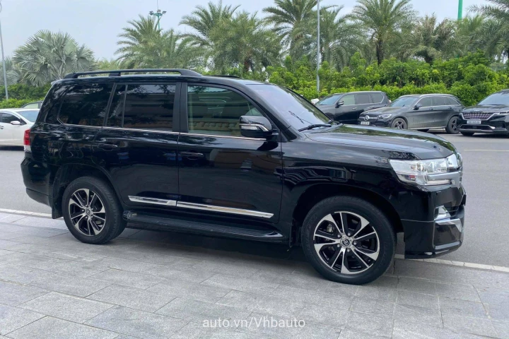 Toyota Land Cruiser 2020