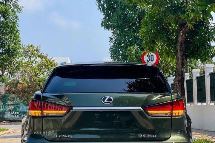 Lexus RX 2021