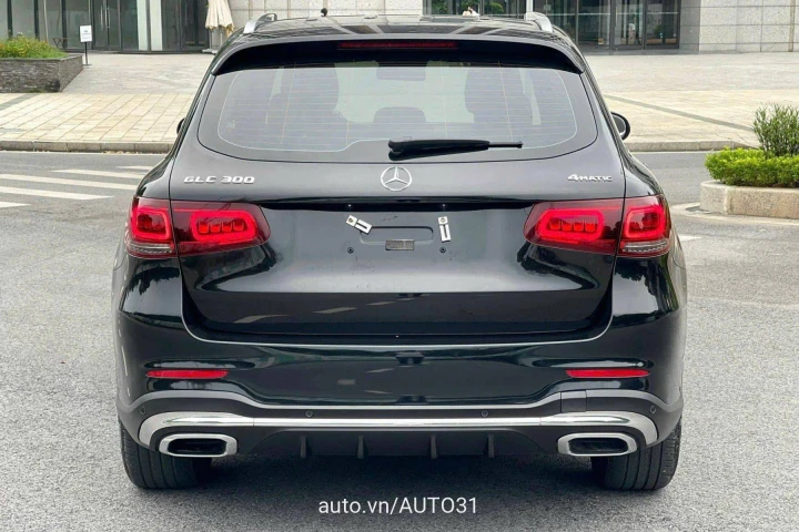 Mercedes-Benz GLC GLC300 2022