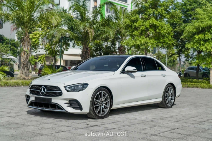 Mercedes-Benz E-Class E300 2021