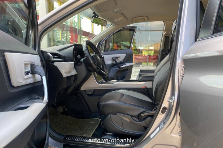 Toyota Veloz Cross CVT 2022