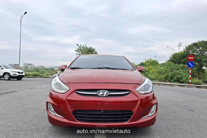 Hyundai Accent 2014