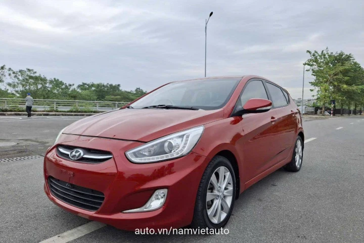 Hyundai Accent 2014