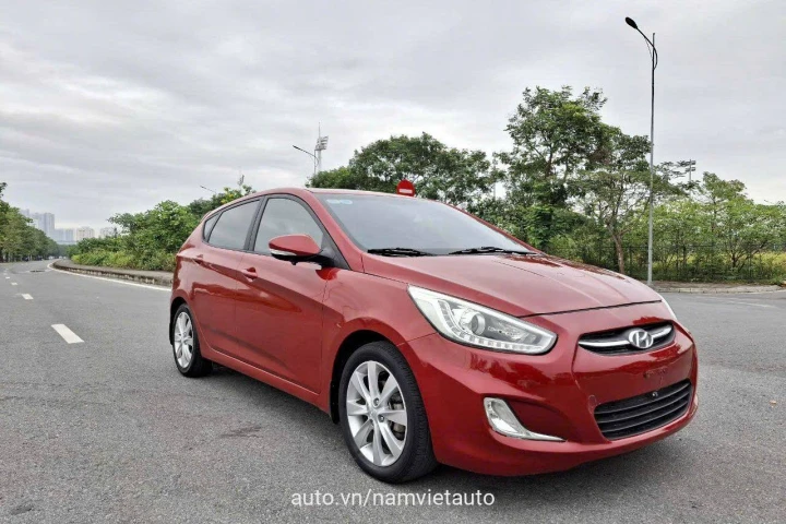 Hyundai Accent 2014