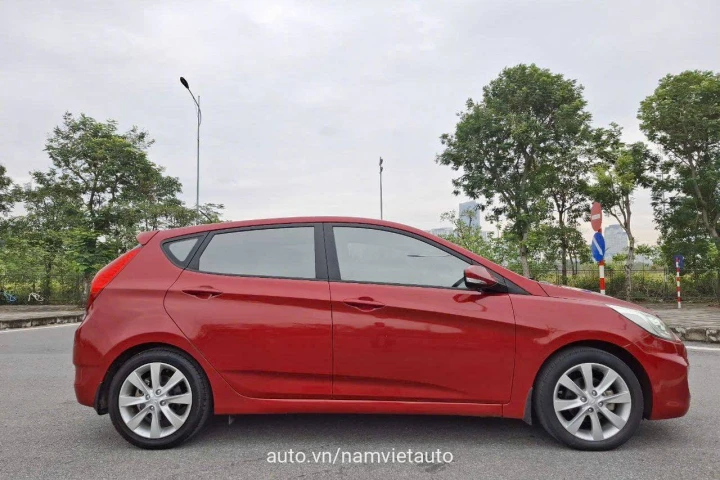 Hyundai Accent 2014