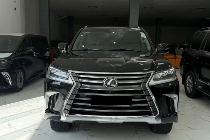 Lexus LX 2016