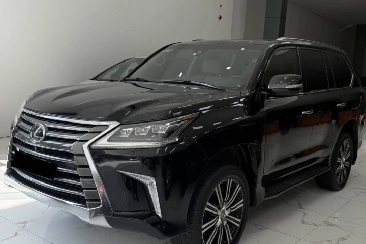 Lexus LX 2016