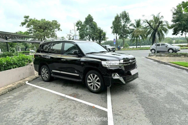 Toyota Land Cruiser 2021