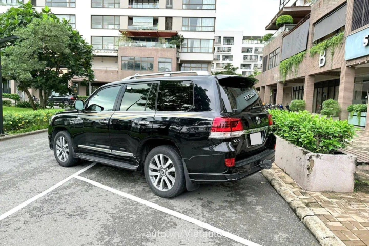 Toyota Land Cruiser 2021