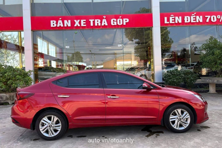 Hyundai Elantra 1.6 AT 2020