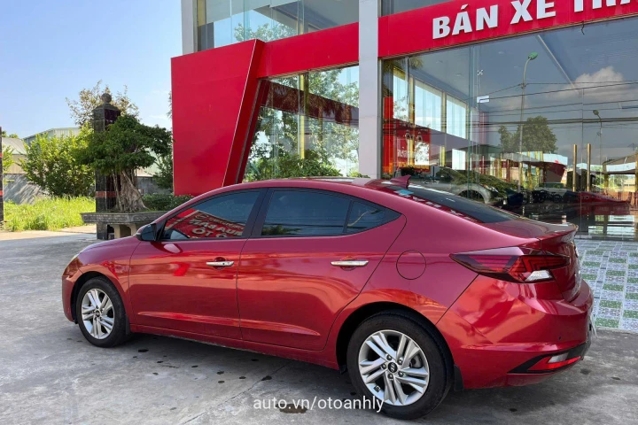 Hyundai Elantra 1.6 AT 2020