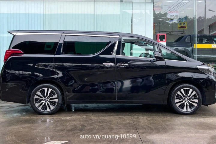 Toyota Alphard 2021