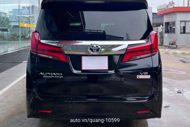 Toyota Alphard 2021