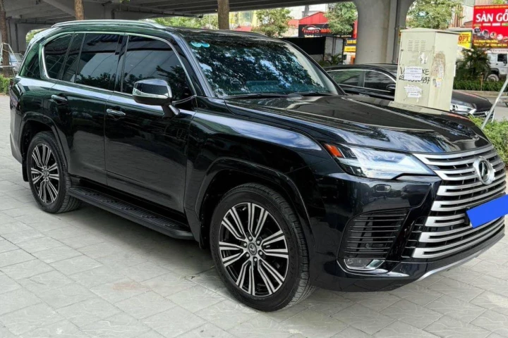 Lexus LX 2024