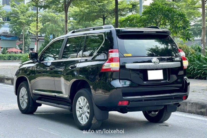 Toyota Land Cruiser Prado 2015