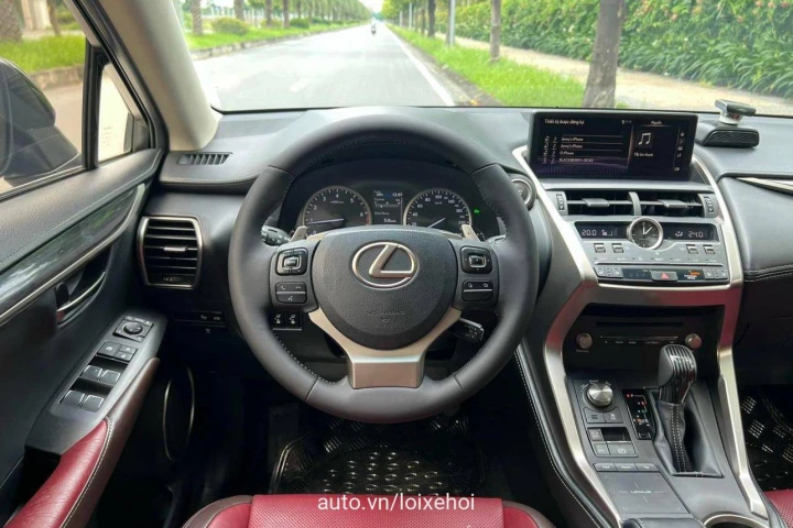 Lexus NX 2017