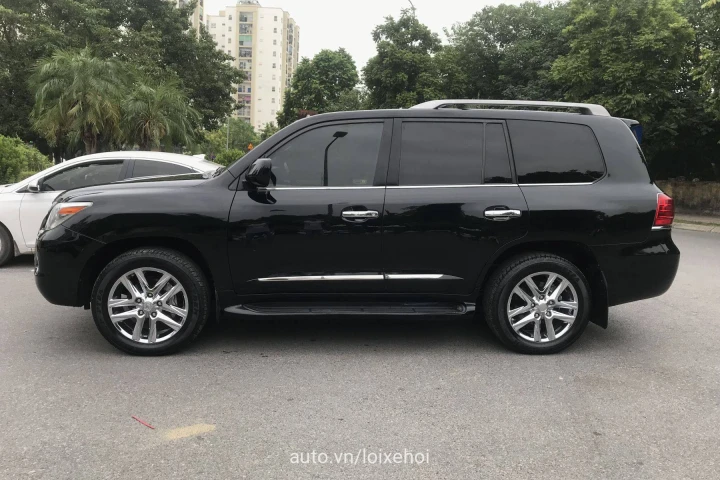 Lexus LX 2008