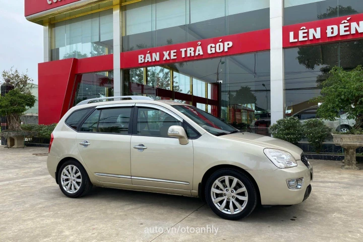 Kia Carens 2012