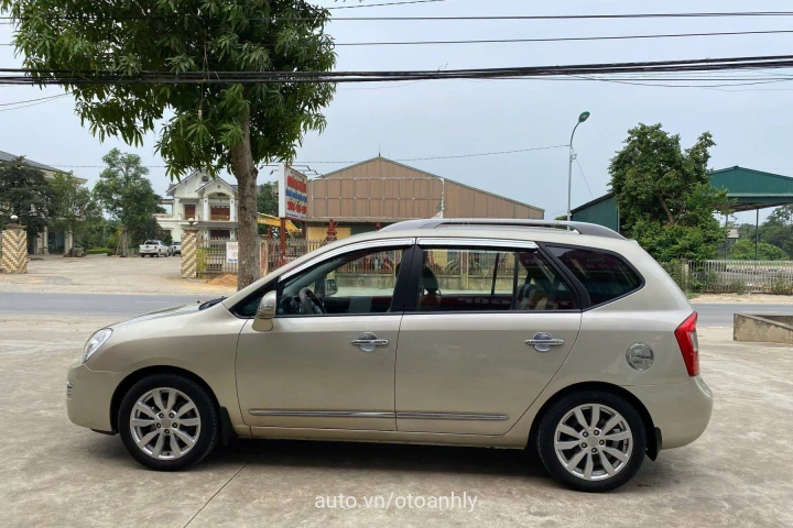 Kia Carens 2012