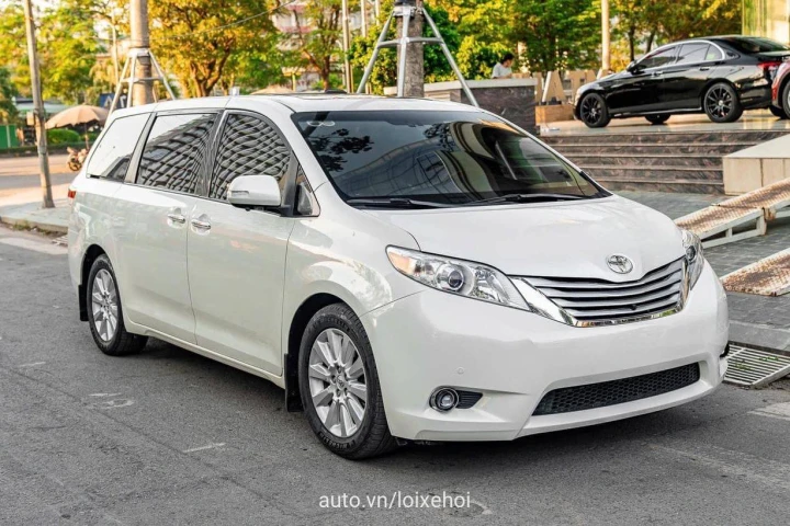 Toyota Sienna 2013