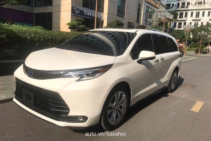 Toyota Sienna 2021