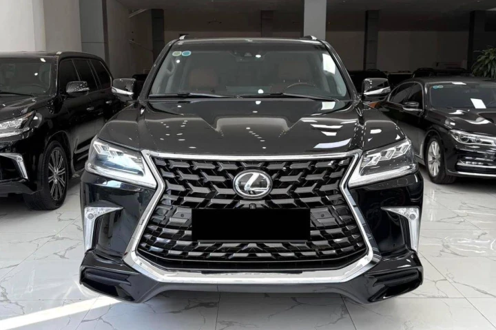 Lexus LX 2016