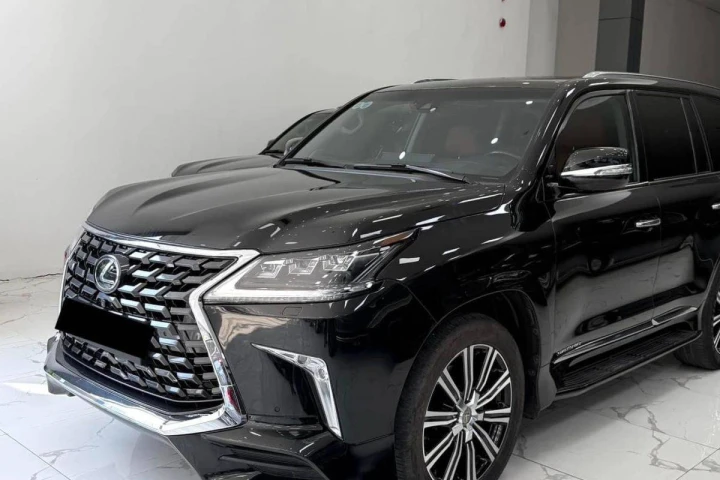 Lexus LX 2016