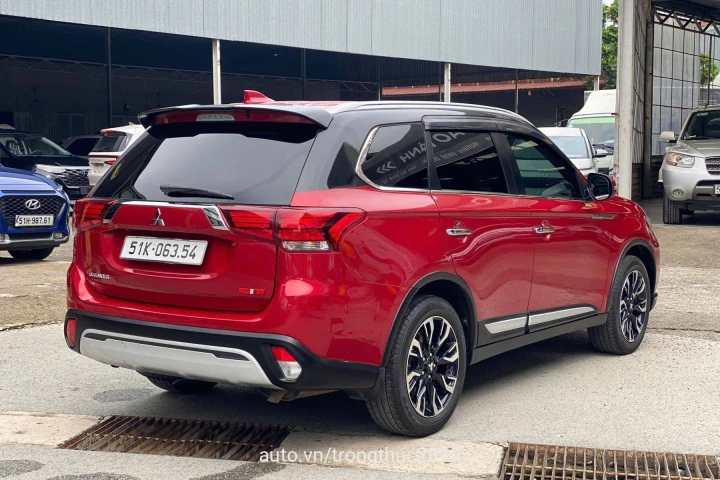 Mitsubishi Outlander 2021