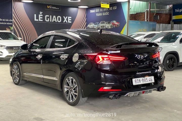 Hyundai Elantra 2020