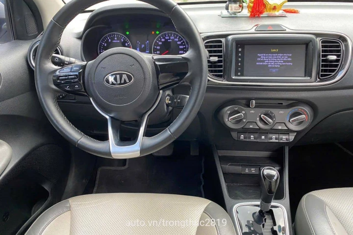 Kia Soluto 2021