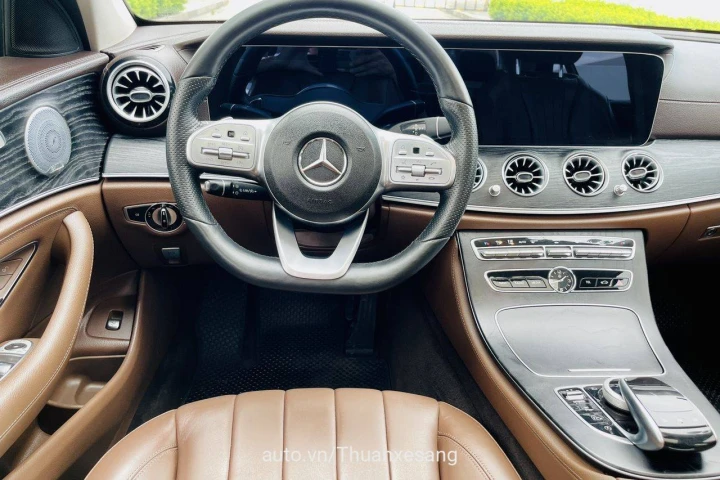 Mercedes-Benz E-Class 2018