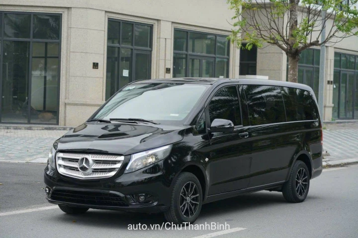 Mercedes-Benz V-Class 2015