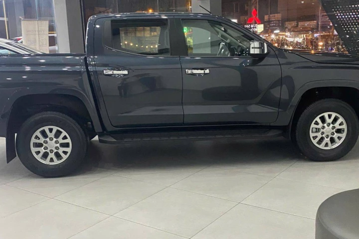 Mitsubishi Triton 2024