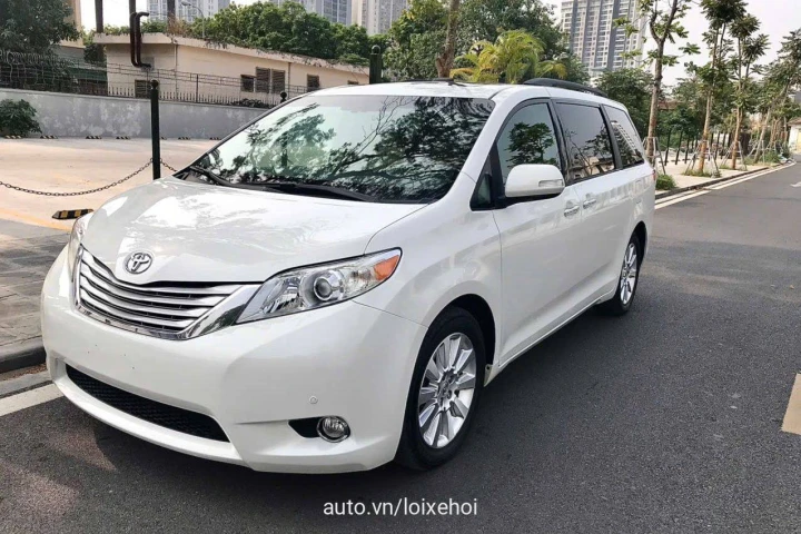 Toyota Sienna 2014