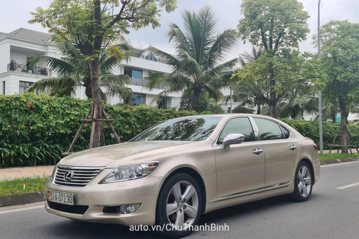 Lexus LS 2010