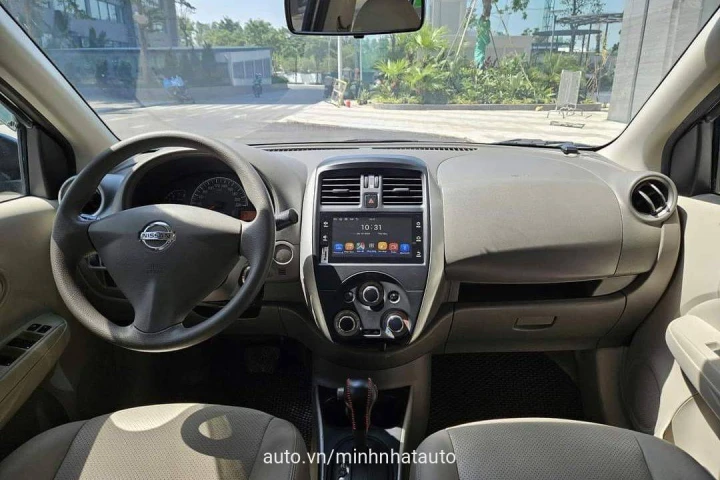 Nissan Sunny 2018