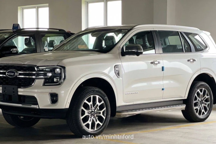 Ford Everest Titanium 2024