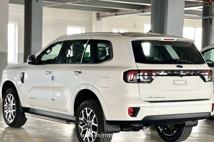 Ford Everest Titanium 2024