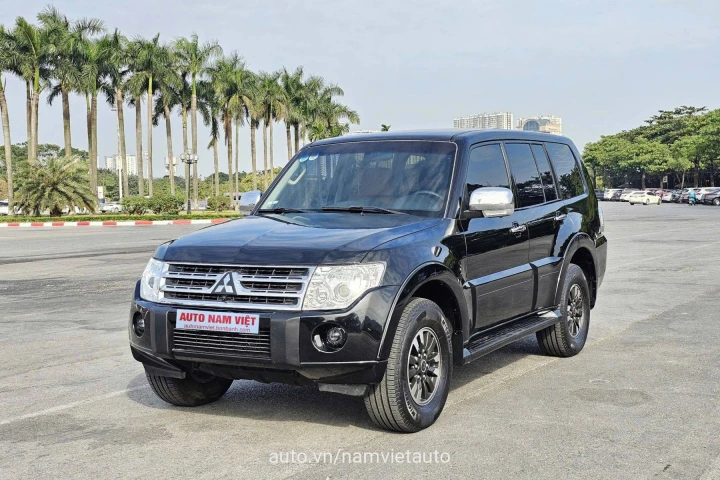 Mitsubishi Pajero 2010