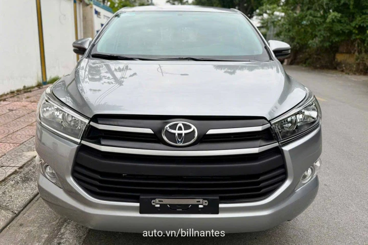 Toyota Innova 2020