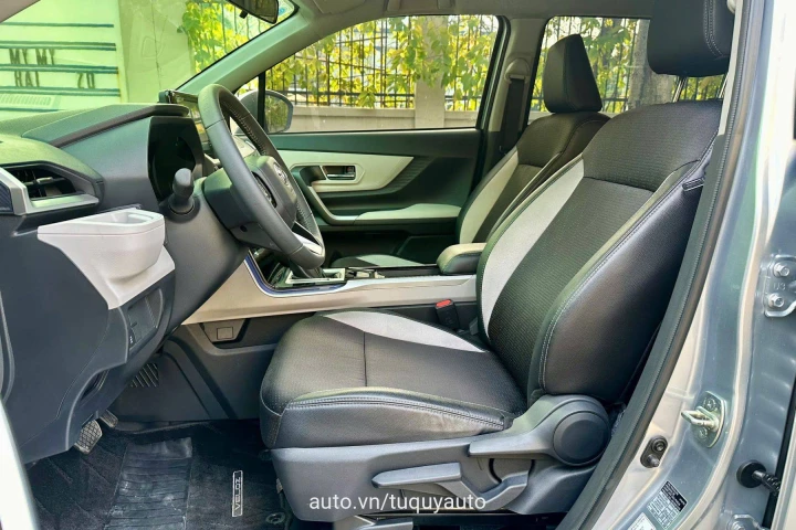 Toyota Veloz Cross CVT 2024