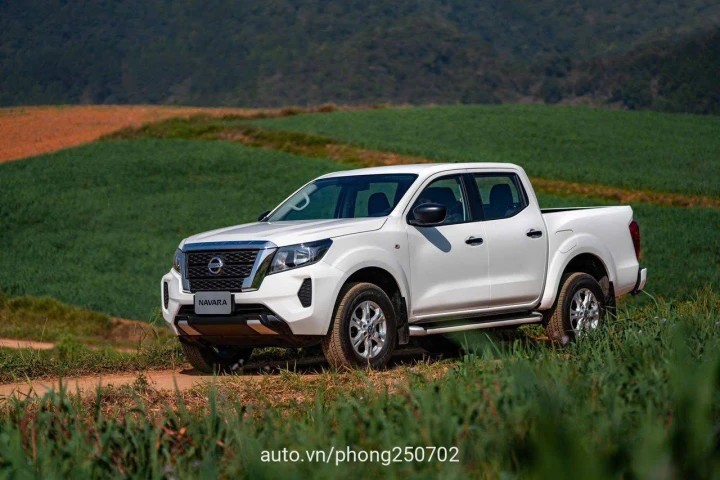 Nissan Navara 2024