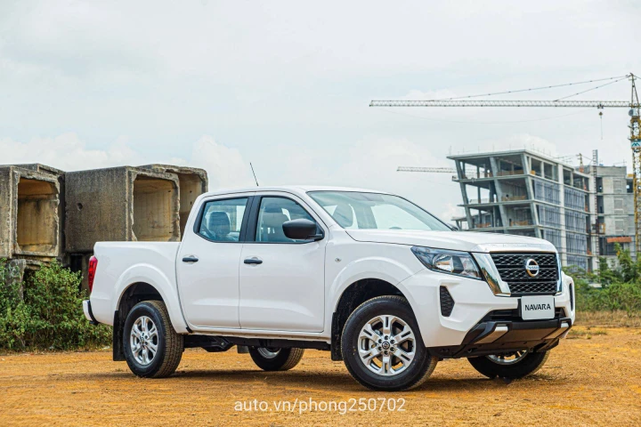 Nissan Navara 2024