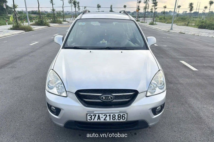 Kia Carens 2010