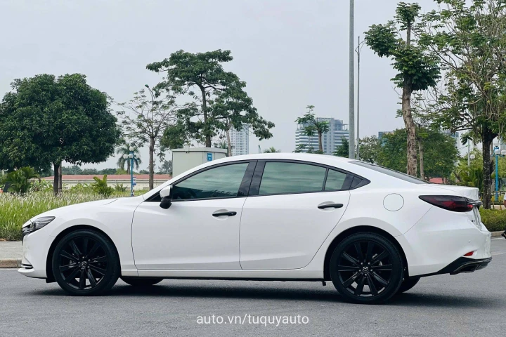 Mazda 6 2.0L Premium GTCCC 2023