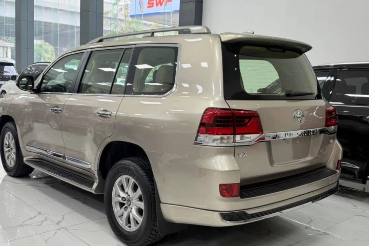 Toyota Land Cruiser 2016