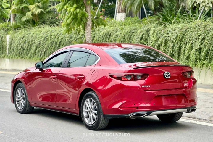 Mazda 3 1.5L Deluxe 2022