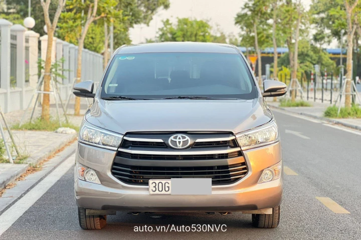 Toyota Innova 2020