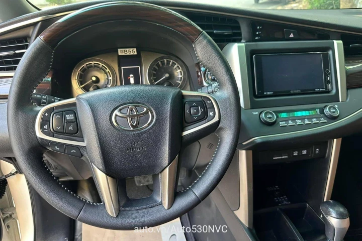 Toyota Innova 2017